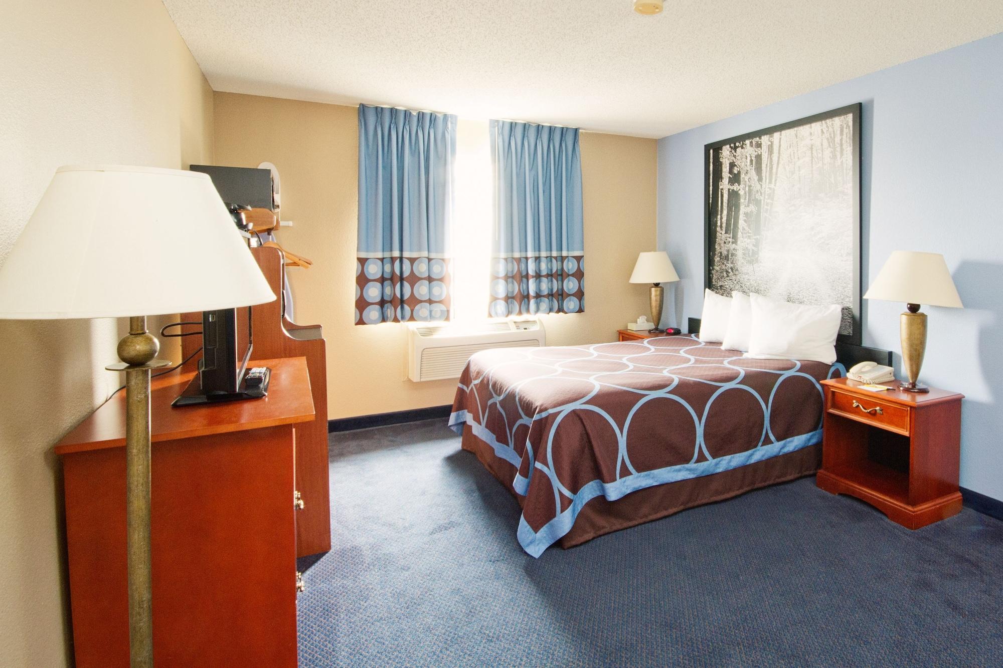 Super 8 By Wyndham Adrian Hotel Ngoại thất bức ảnh